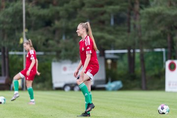 Bild 15 - F SV Boostedt - SV Fortuna St. Juergen : Ergebnis: 2:1